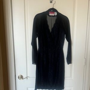 Black Lace V-Neck Long Sleeve vintage Oscar De La Renta